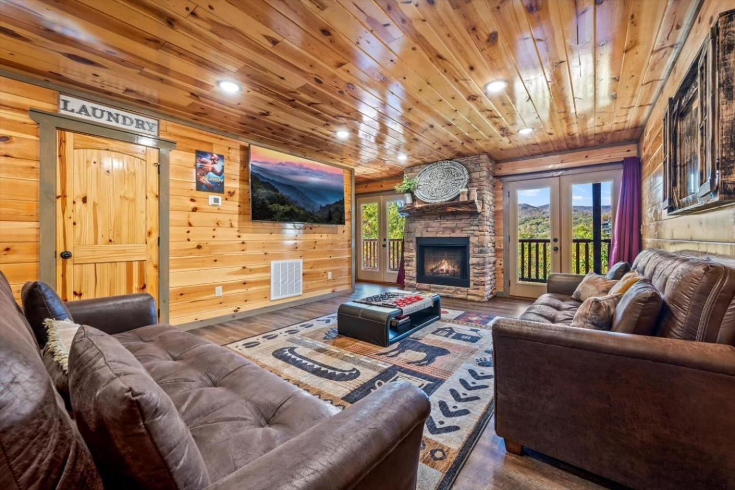 Indoor Pool, Volleyball Beach, Mountain View, Luxury Gatlinburg Exterior foto