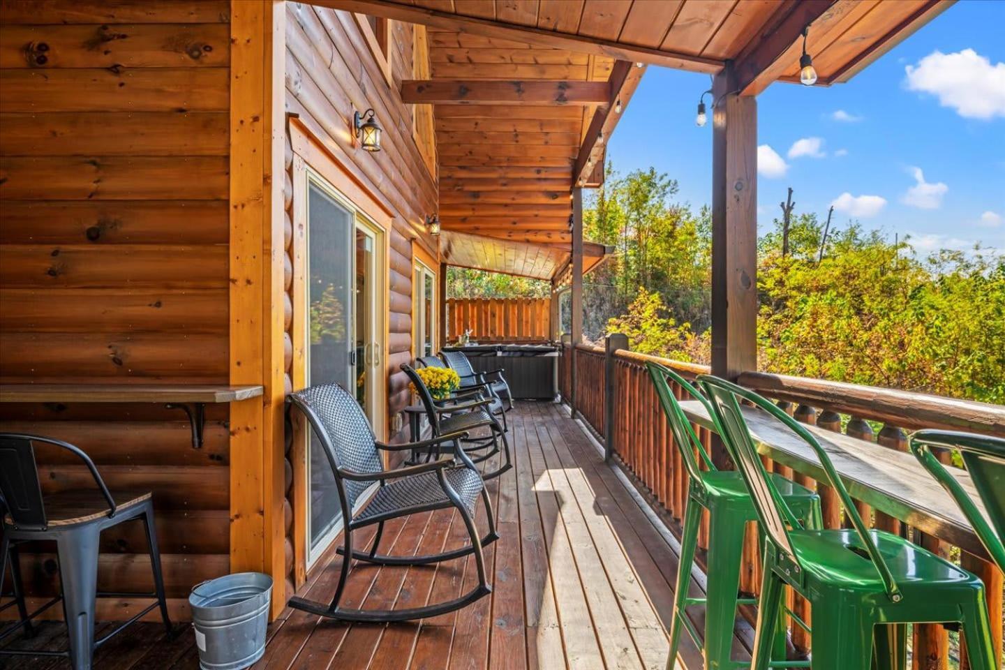 Indoor Pool, Volleyball Beach, Mountain View, Luxury Gatlinburg Exterior foto