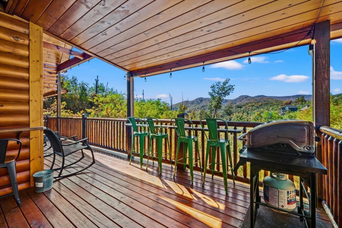 Indoor Pool, Volleyball Beach, Mountain View, Luxury Gatlinburg Exterior foto