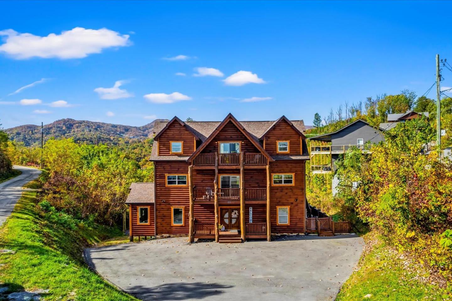 Indoor Pool, Volleyball Beach, Mountain View, Luxury Gatlinburg Exterior foto