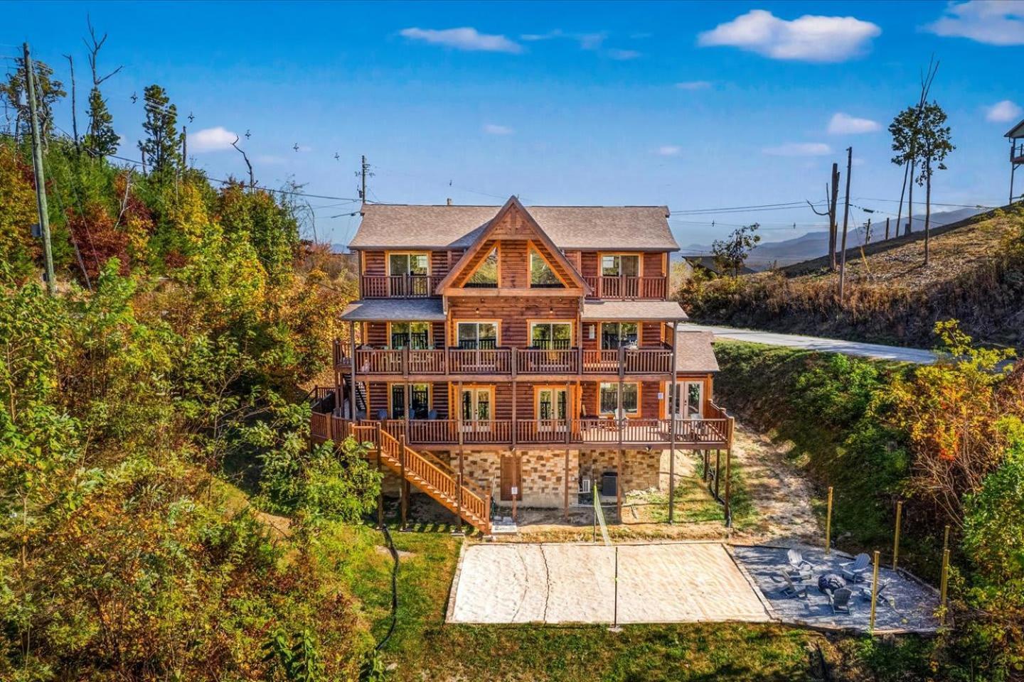 Indoor Pool, Volleyball Beach, Mountain View, Luxury Gatlinburg Exterior foto